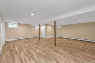 35 Stratford Ave, Dix Hills, NY 11746 - Photo 24