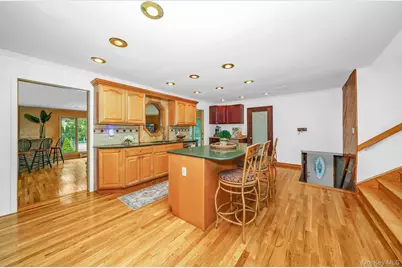 2 Village Drive W, Dix Hills, NY 11746 - Photo 14