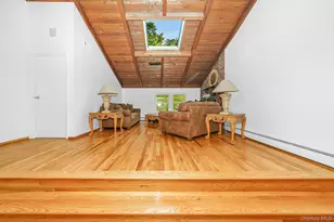 2 Village Dr W, Dix Hills, NY 11746 - Photo 16