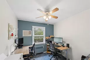 275 Violet St, Massapequa Park, NY 11762 - Photo 16