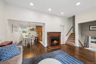 275 Violet St, Massapequa Park, NY 11762 - Photo 4