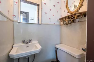 130-10 227th St, Springfield Gardens, NY 11413 - Photo 10