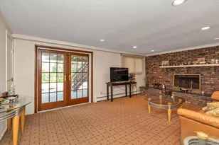 2056 Illona Ln, Merrick, NY 11566 - Photo 16