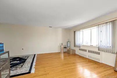 2056 Illona Lane, Merrick, NY 11566 - Photo 2