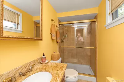2056 Illona Lane, Merrick, NY 11566 - Photo 18