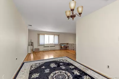 2056 Illona Lane, Merrick, NY 11566 - Photo 6