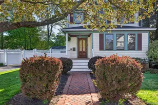 14 Franklin Ave, Glen Cove, NY 11542 - Photo 4
