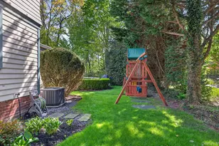 14 Franklin Ave, Glen Cove, NY 11542 - Photo 10