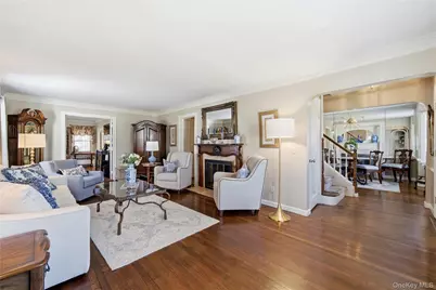 93 S Bay Avenue, Brightwaters, NY 11718 - Photo 4