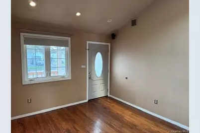 75 S Bay Drive, Babylon, NY 11702 - Photo 14