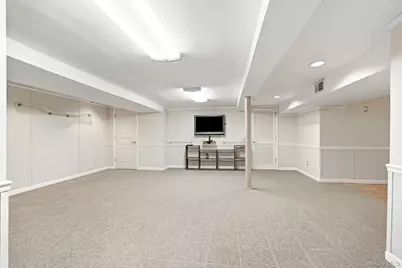 45 Runyon Place, Scarsdale, NY 10583 - Photo 20