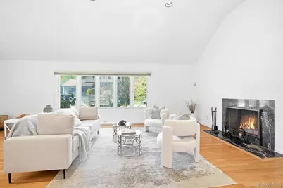 45 Runyon Place, Scarsdale, NY 10583 - Photo 4