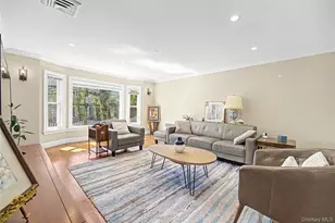31 Edgemere Dr, Searingtown, NY 11507 - Photo 4
