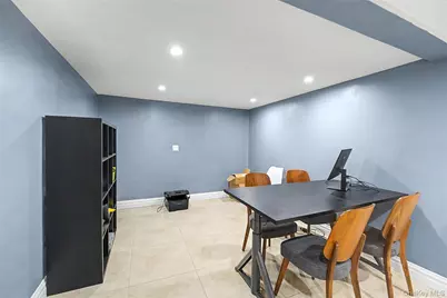 31 Edgemere Drive, Searingtown, NY 11507 - Photo 20
