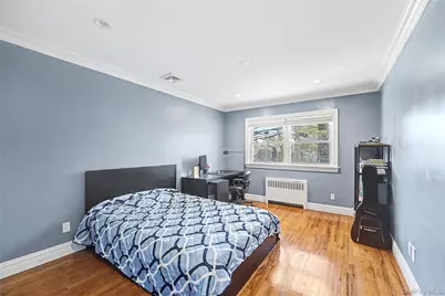 31 Edgemere Drive, Searingtown, NY 11507 - Photo 12