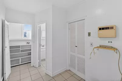 642 Edison Avenue, Bronx, NY 10465 - Photo 20