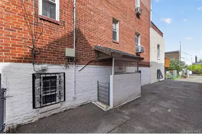 642 Edison Avenue, Bronx, NY 10465 - Photo 28