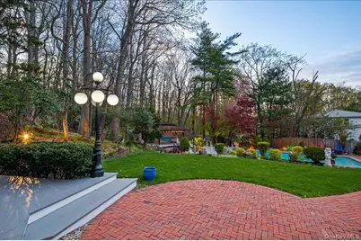 7 Stepping Stone Crescent, Dix Hills, NY 11746 - Photo 36