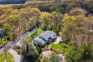 7 Stepping Stone Crescent, Dix Hills, NY 11746 - Photo 38