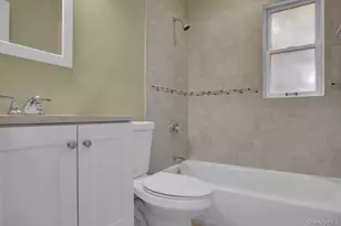 16 1st St, Glenwood Landing, NY 11547 - Photo 10