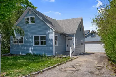 16 1st Street, Glenwood Landing, NY 11547 - Photo 2