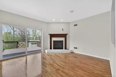 49 Oak Hill Road, Middletown, NY 10941 - Photo 10