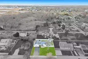 76 Huntington Dr, Mastic Beach, NY 11951 - Photo 18