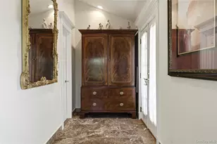 1 Kissam Ln, Glen Head, NY 11545 - Photo 20