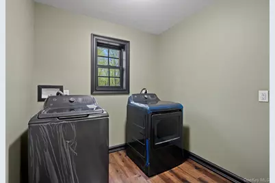 660 S Plank Road, Newburgh, NY 12550 - Photo 28