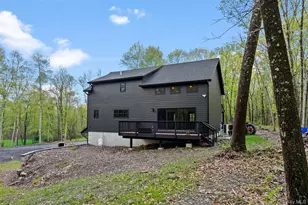 660 S Plank Rd, Newburgh, NY 12550 - Photo 40