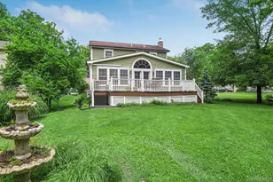 43 Wintergreen Ave, Newburgh, NY 12550 - Photo 24