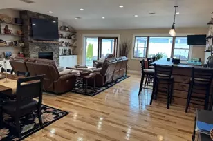 1917 Jackson Ave, West Islip, NY 11795 - Photo 12