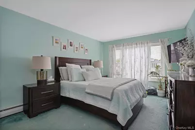 88-56 Aubrey Avenue, Glendale, NY 11385 - Photo 34