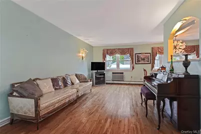 88-56 Aubrey Avenue, Glendale, NY 11385 - Photo 8