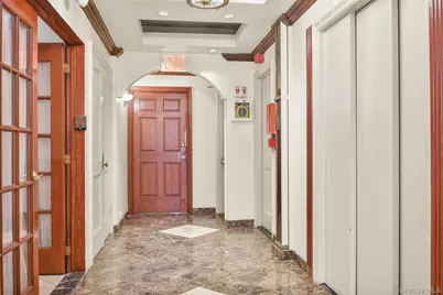 115 E 61st Street #4C, New York, NY 10065 - Photo 6