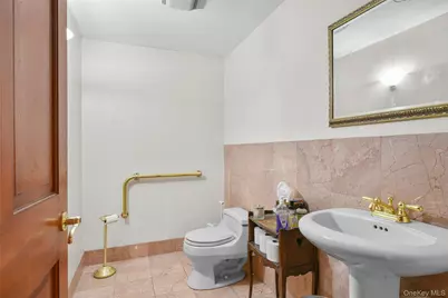 115 E 61st Street #4C, New York, NY 10065 - Photo 18
