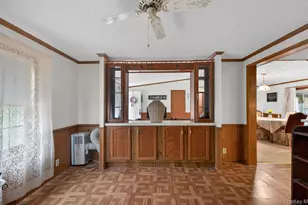 638 Fresh Pond Ave, Calverton, NY 11933 - Photo 12