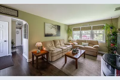 12 Pine Hill Drive, Wappingers Falls, NY 12590 - Photo 10