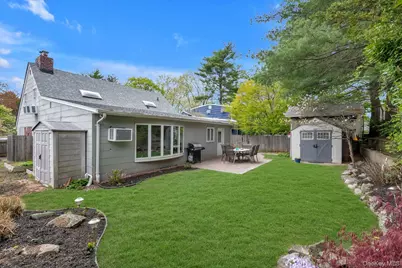 33 Poplar Place, Port Washington, NY 11050 - Photo 24