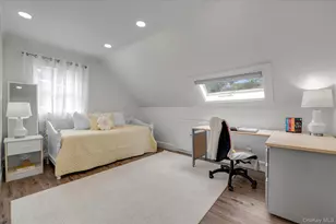 33 Poplar Pl, Port Washington, NY 11050 - Photo 18
