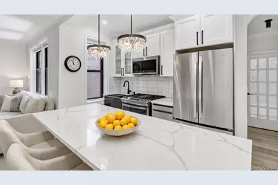 21 Barstow Road #5C, Great Neck, NY 11021 - Photo 4