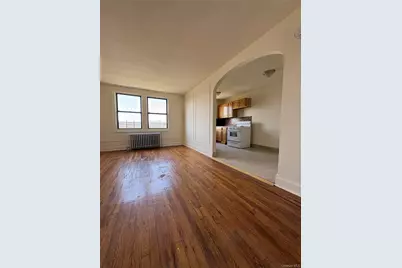 30 Locust Hill Avenue #7L, Yonkers, NY 10701 - Photo 2