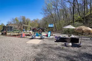 32 Cole Rd, Pleasant Valley, NY 12569 - Photo 10