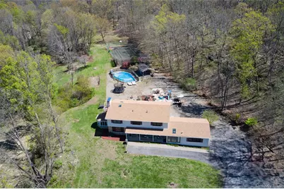 32 Cole Road, Pleasant Valley, NY 12569 - Photo 2