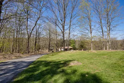 32 Cole Road, Pleasant Valley, NY 12569 - Photo 12