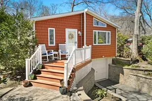 38 Corey Trl, Ridge, NY 11961 - Photo 2