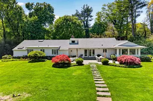 14 Ormond Park Rd, Glen Head, NY 11545 - Photo 2