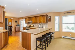 145 Bishop Ln, Holbrook, NY 11741 - Photo 4