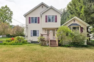 39 Lindbergh Ln, New City, NY 10956 - Photo 2