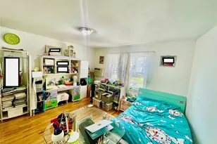 251-43 71st Ave, Bellerose, NY 11426 - Photo 8